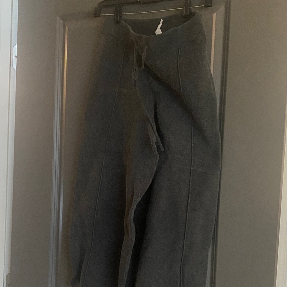 Daily practice sweater pants